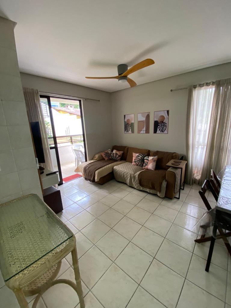 Apartment Em