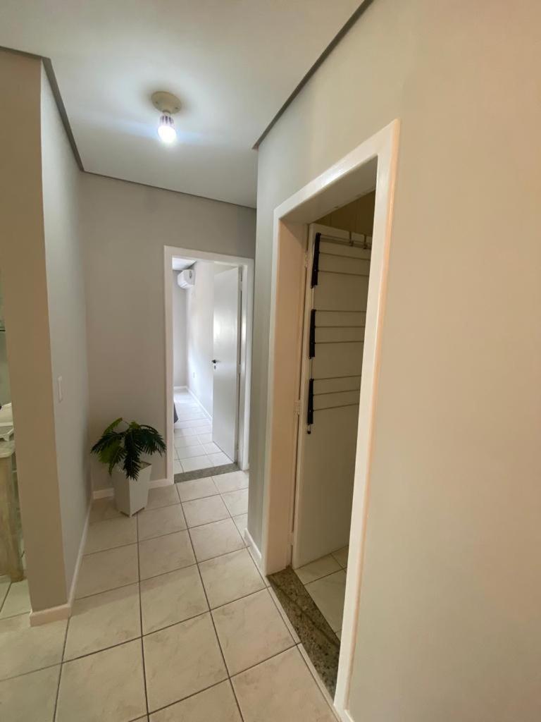 Apartment Em
